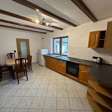 Pension „Haus 11“ Lauta Esterno foto
