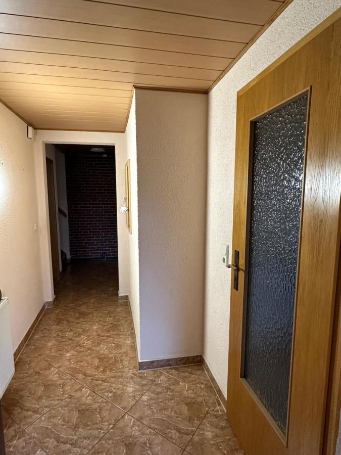 Pension „Haus 11“ Lauta Esterno foto