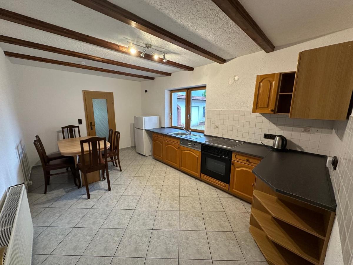 Pension „Haus 11“ Lauta Esterno foto